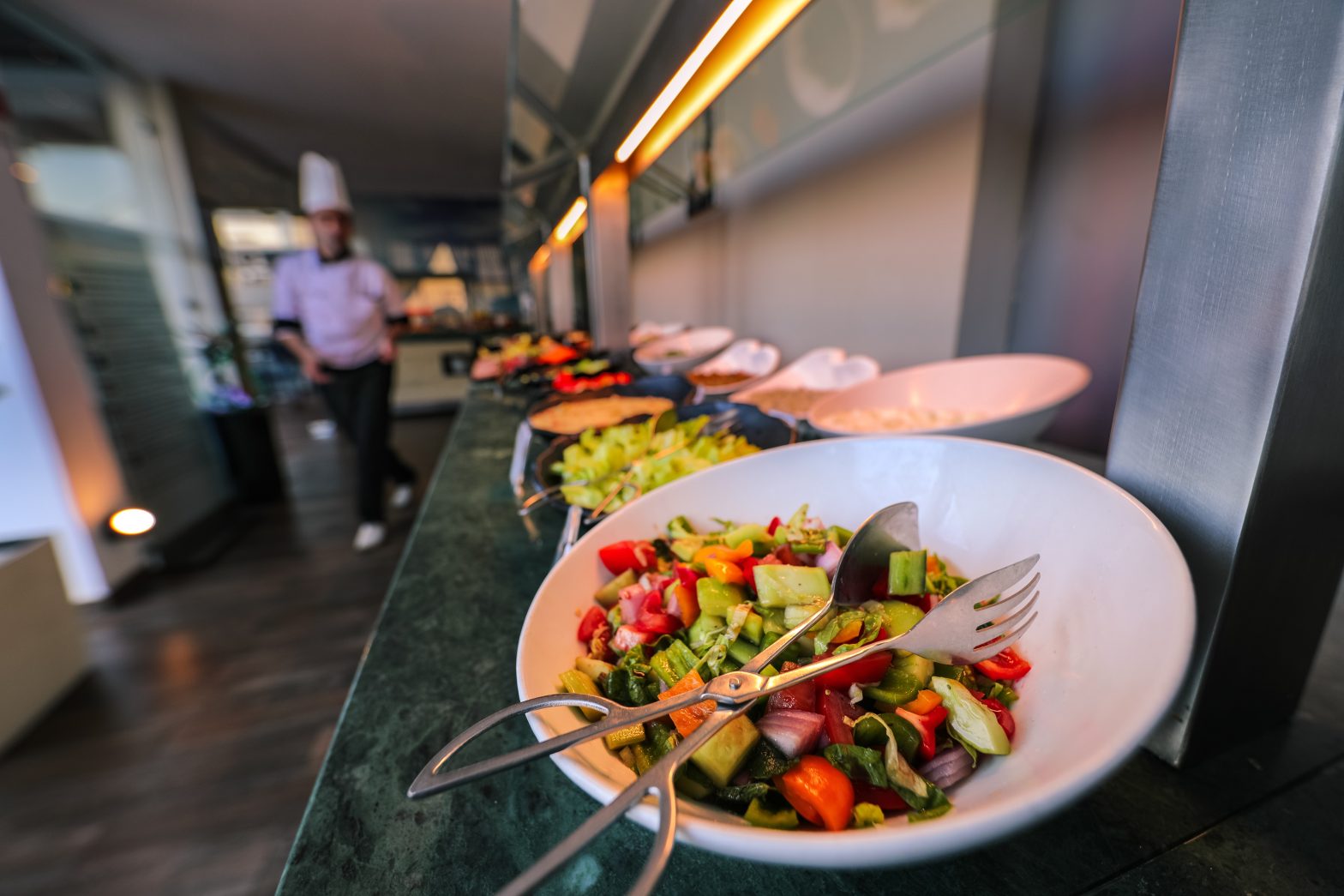 Catering bankietowy: 5 cennych wskazówek dla udanej imprezy