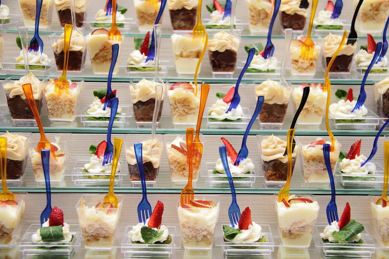 Luksusowe Opcje Cateringu na Uroczystości Rodzinne: Chrzciny, Rocznice, Jubileusze
